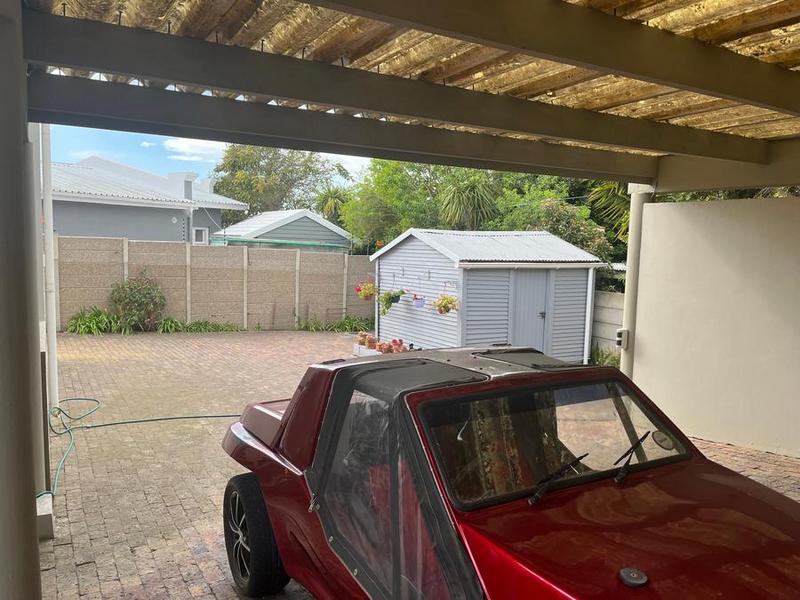 4 Bedroom Property for Sale in Hartenbos Central Western Cape